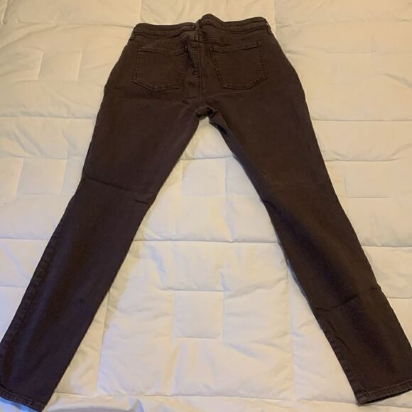 NYDJ, great condition, size 8, AMO SKINNY, lift-tuck technology, brown - Picture 5 of 13